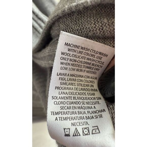 Soft Gray Ribbed Cardigan 1X Easy Throw-On Minimalist Cozy Fit - Picture 9 of 13